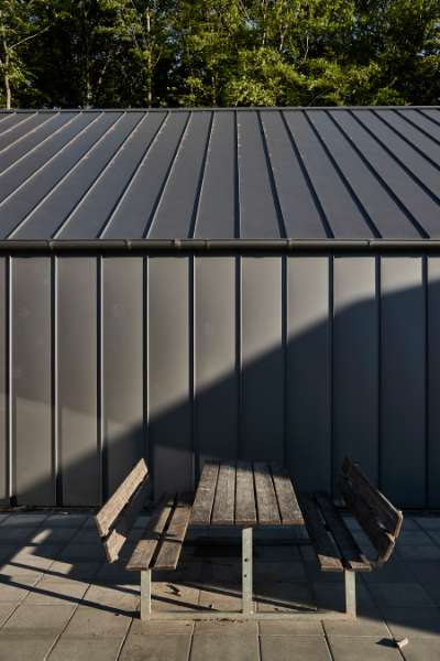 Sanierung der Skørpinger Schule mit Stahlprofilen, Skørpinger Schule, Himmerlandsvej 59, 9520 Skørping, Dänemark